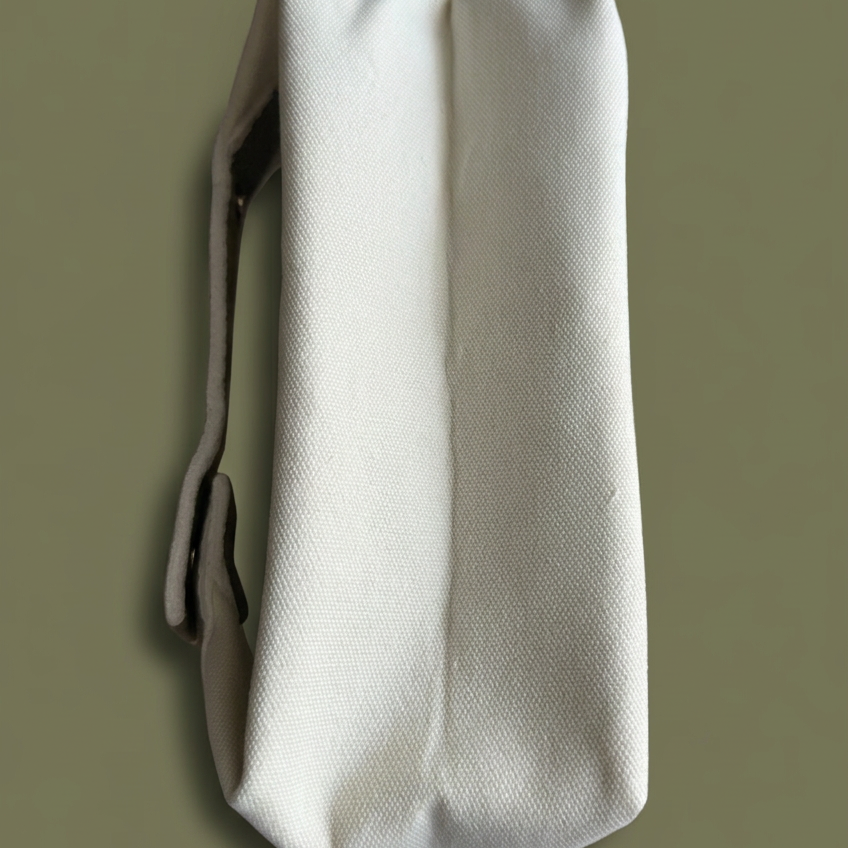 Bag base with olive background