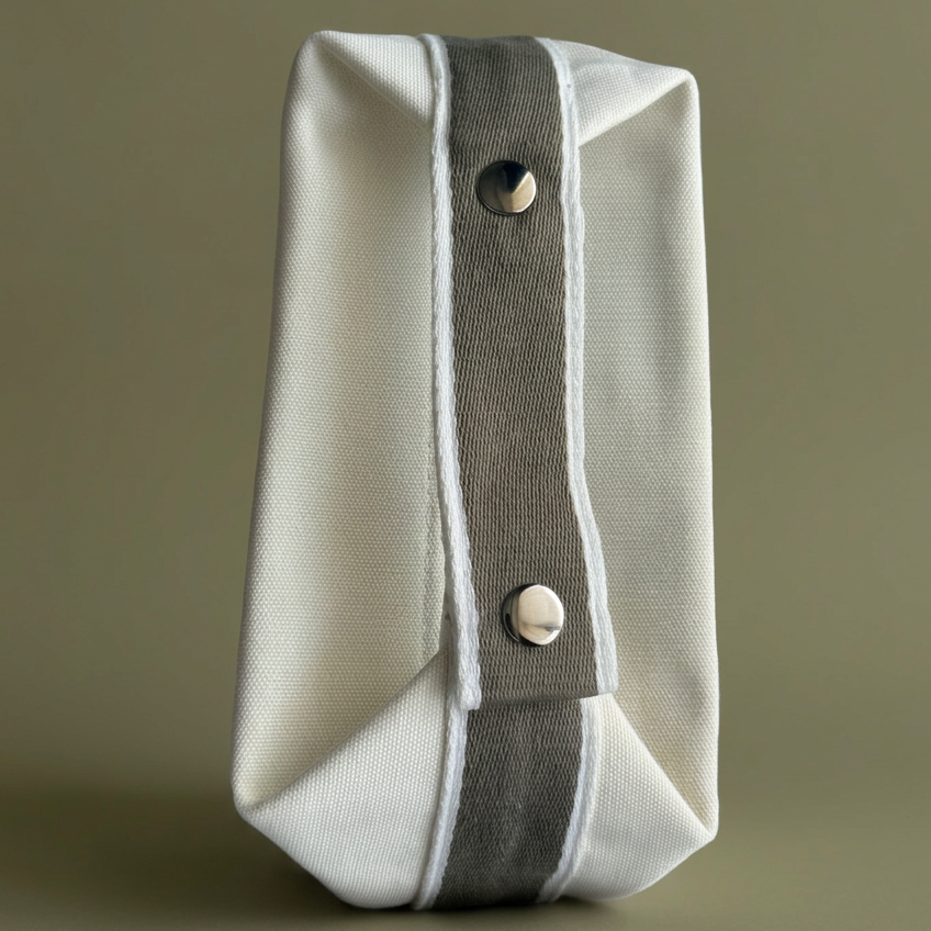 Bag handle on olive